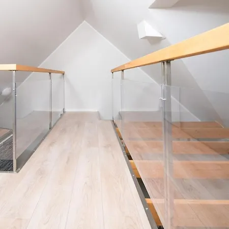 شقة In The Center Of *